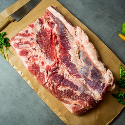 Свинина ребрышки мясные 900 г - купить в Мечте